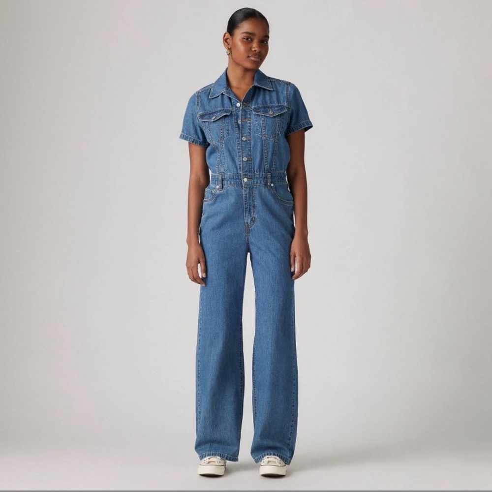 Levi's Women's Classic Blue Denim Overalls